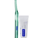 VITIS MEDIUM BROSSE A DENT + WHITENING DENTIFRICE 15ML